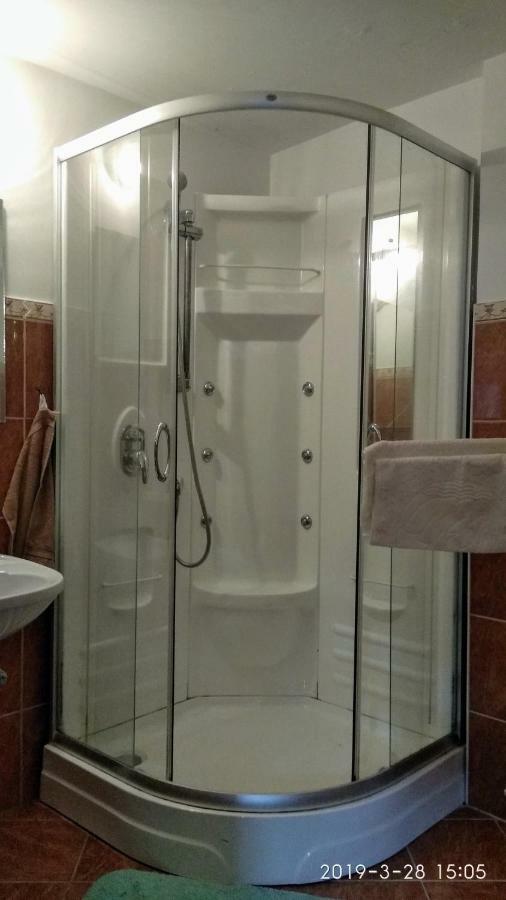 Naszaly Kapuja Vendeghaz Apartment Kosd Exterior foto